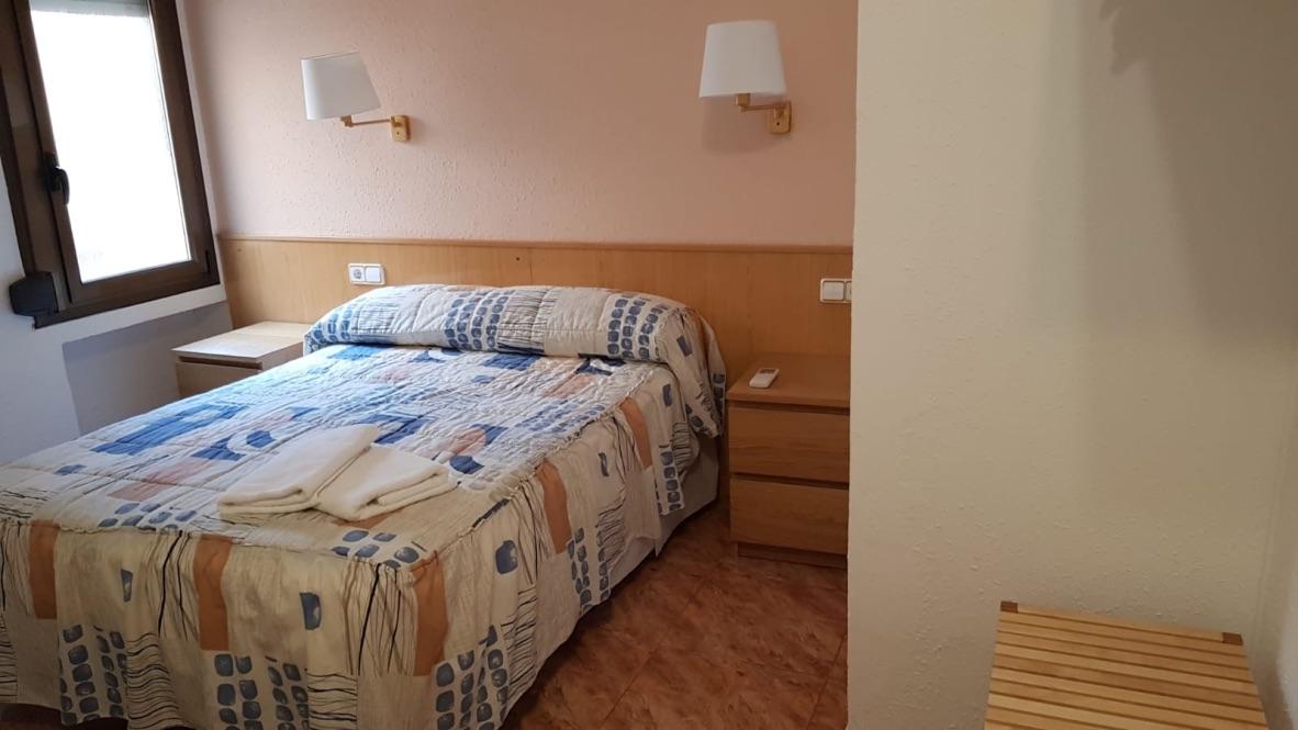 Hostal Rio De Castro Barcelona Bagian luar foto