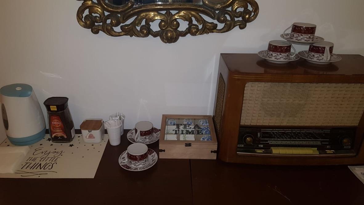 Hostal Rio De Castro Barcelona Bagian luar foto