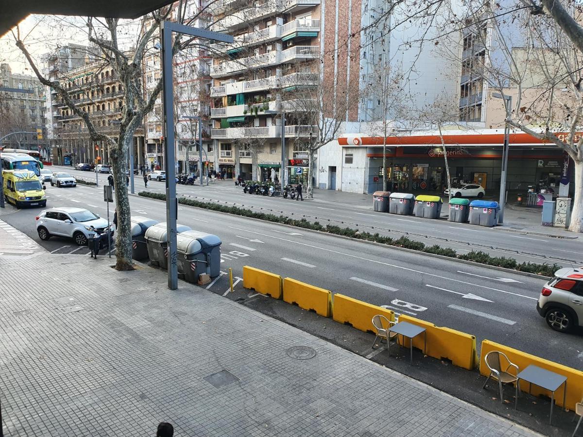 Hostal Rio De Castro Barcelona Bagian luar foto